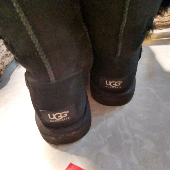 UGG Triplet 3 Button Black Bailey Boots Size 5 UGGS - Picture 4 of 7